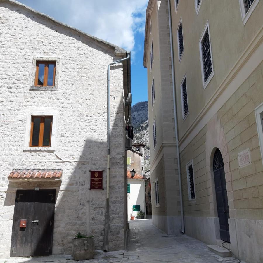 Lana & Ena Apartments Kotor Eksteriør billede